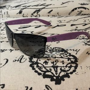 Ray-Ban Sunglasses - Like New!